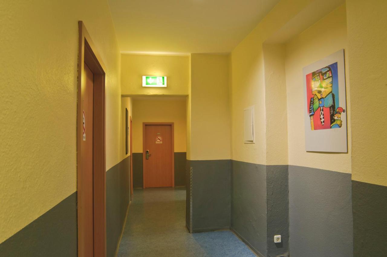 Happy Hotel Berlin Eksteriør billede