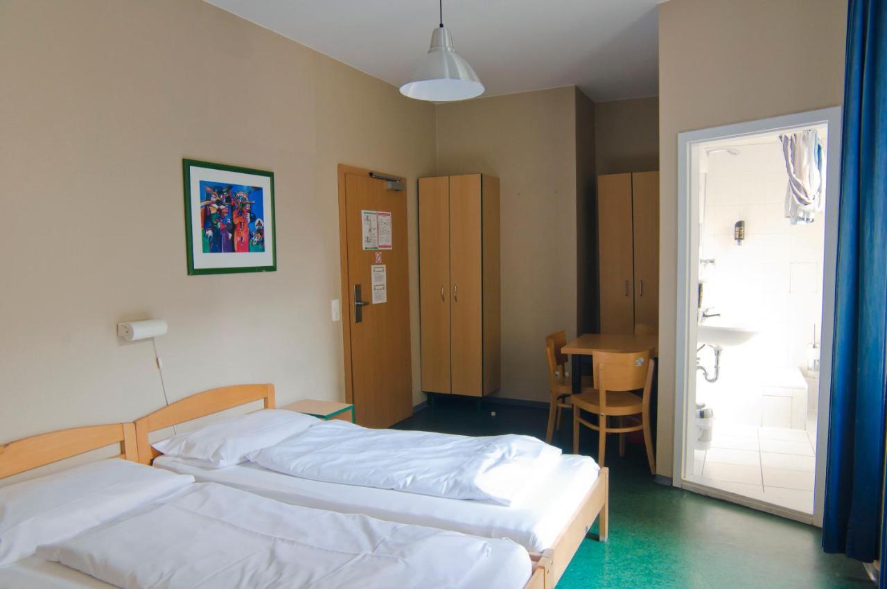 Happy Hotel Berlin Eksteriør billede