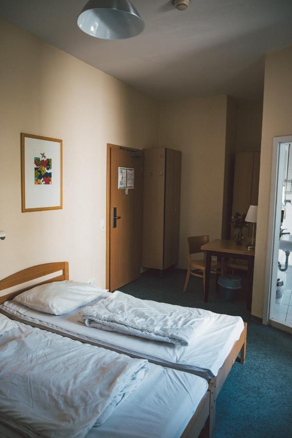 Happy Hotel Berlin Eksteriør billede